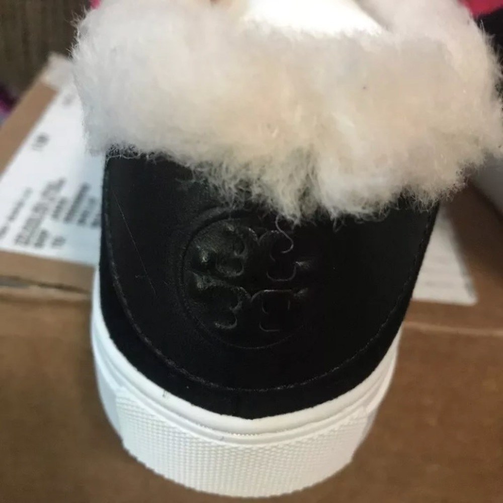 BNIB TORY BURCH SLIP-ONS WITH FUR LINING 6/6.5 😎 - Picture 4 of 8